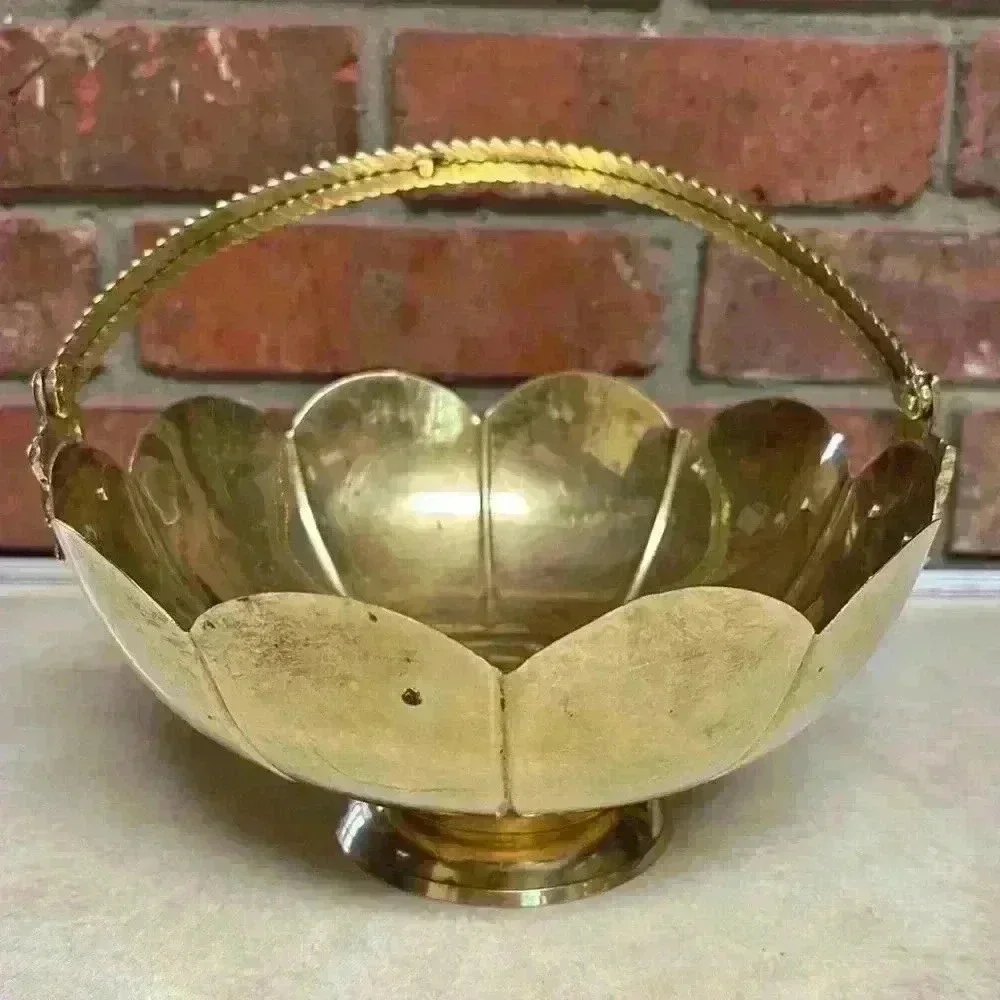 Vintage Tulip Bowl Scalloped Design W/Movable Handle '70's Grapes..Braided Rope